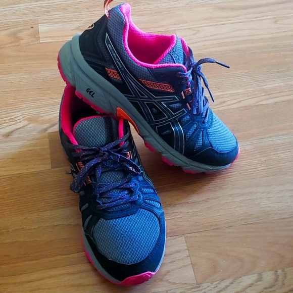 EUC Like new Asics gel sneakers/ shoes size 8.5, SPORTy, cushiony great shoe! - Picture 2 of 6